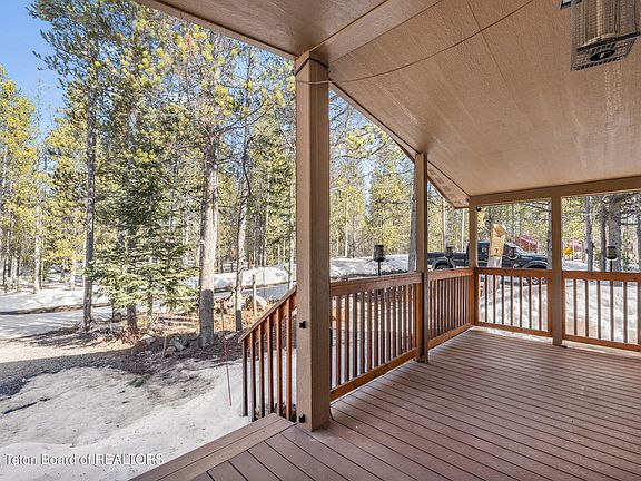 3rd image of 4056 Marlin Dr