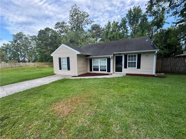 426 Piercefield Dr, Richmond Hill, GA 31324
