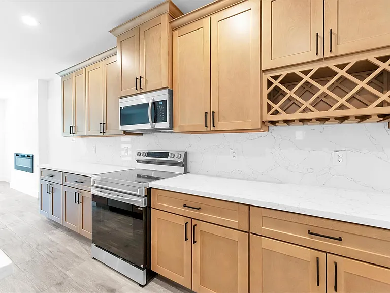 11403 Alcott Dr — Photo 19