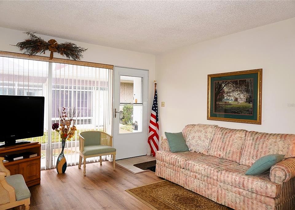 Tahitian Gardens Condominiums 4347 Tahitian Gardens Cir Holiday, FL