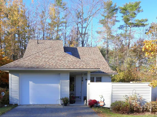 7 Cottage Court, Hartford, VT 05001