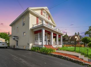 1056 Lexington Ave, Schenectady, NY 12309