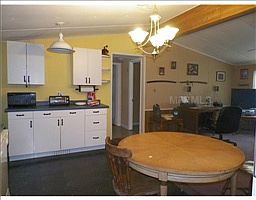 5th image of 34400 Lodge Dr