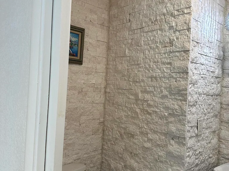 2162 NW 52nd St — Photo 21