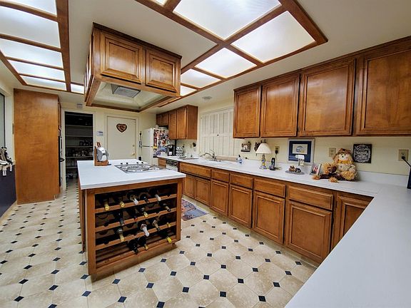 5th image of 15207 Little Bow Ln