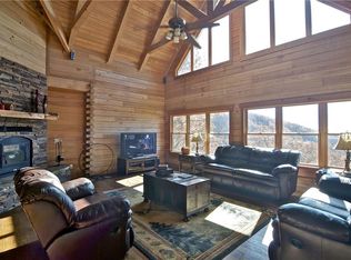 219 Bear Track Trl, Morganton, GA 30560