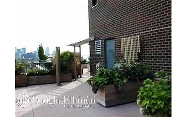 Rented by Douglas Elliman | media 26