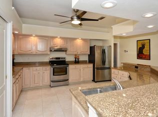 210 Saint James Park, Osprey, FL 34229