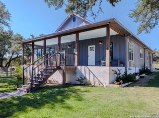 872 Oak Drive, Blanco, TX 78606