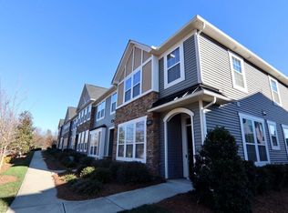 6634 Berewick Commons Pkwy, Charlotte, NC 28278