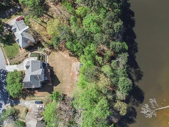 4th image of 3316 Harvester Woods Rd