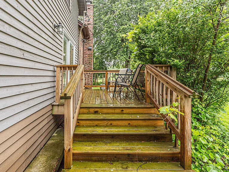 2330 Coach Rd — Photo 25