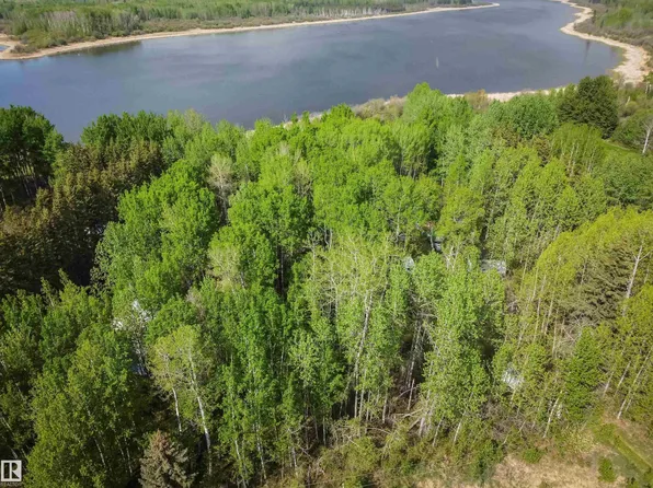 4418 State Highway 633, Rural Lac Ste Anne County, AB T0E