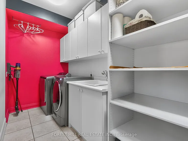 29 Webster Ave — Photo 39