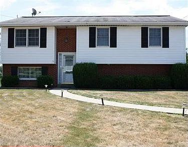 261 Vista Dr photo 1