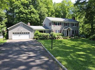 34 Butternut Pl, Stamford, CT 06903