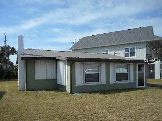 1st image of 16 Brooks Dr