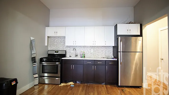 Rented by Lofts and Flats LLC | media 9