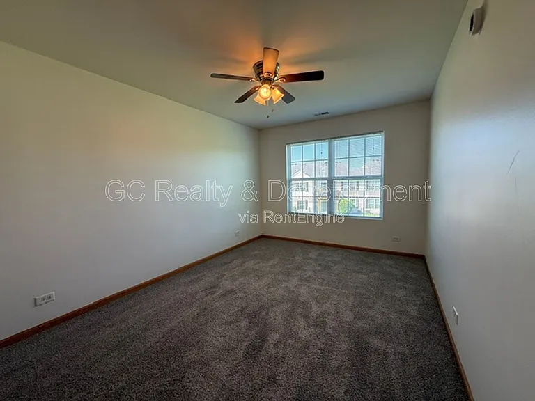 1026 Turin Dr — Photo 18