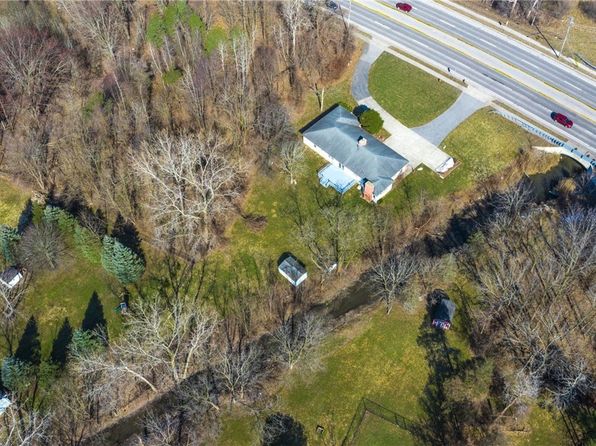 4049 E Robinson Rd, Amherst, NY 14228