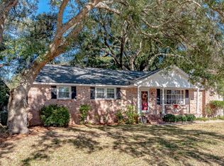 690 Port Cir, Charleston, SC 29412