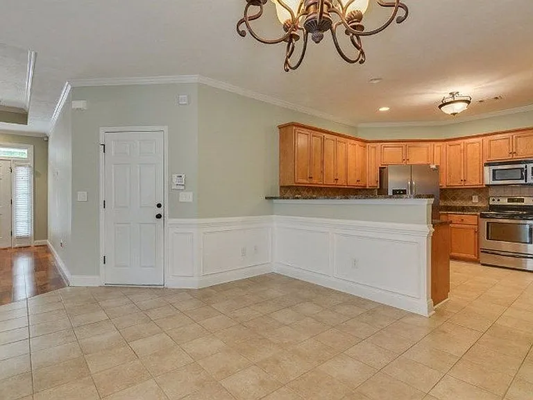 2513 Grier Cir — Photo 17