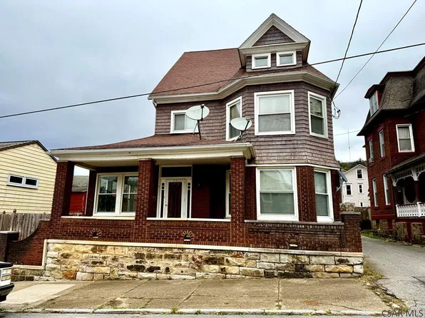 123 Singer St, Johnstown, PA 15901