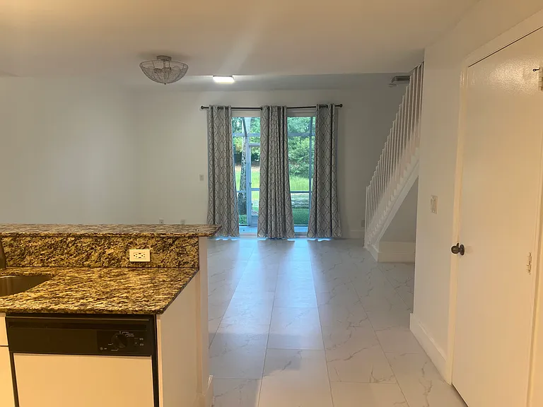 1492 Veracruz Ln #4 — Photo 4