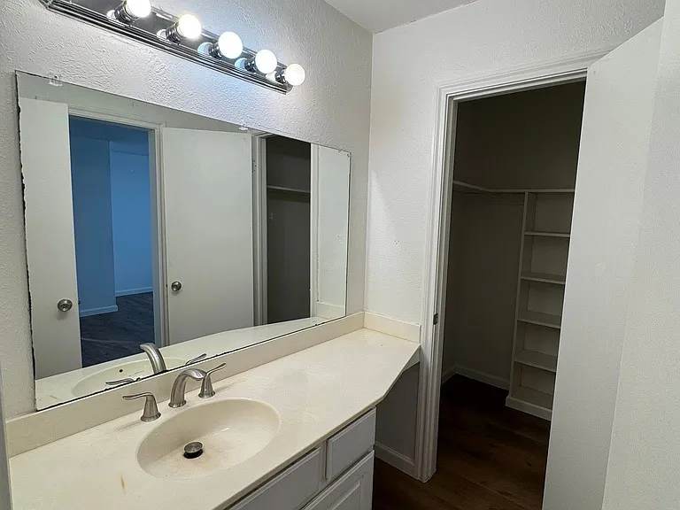 6552 Chicory Ct — Photo 4