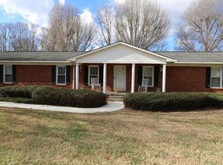 1042 Shearers Rd, Mooresville, NC 28115