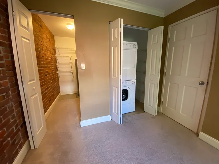 90 Gainsborough St #301 — Photo 5