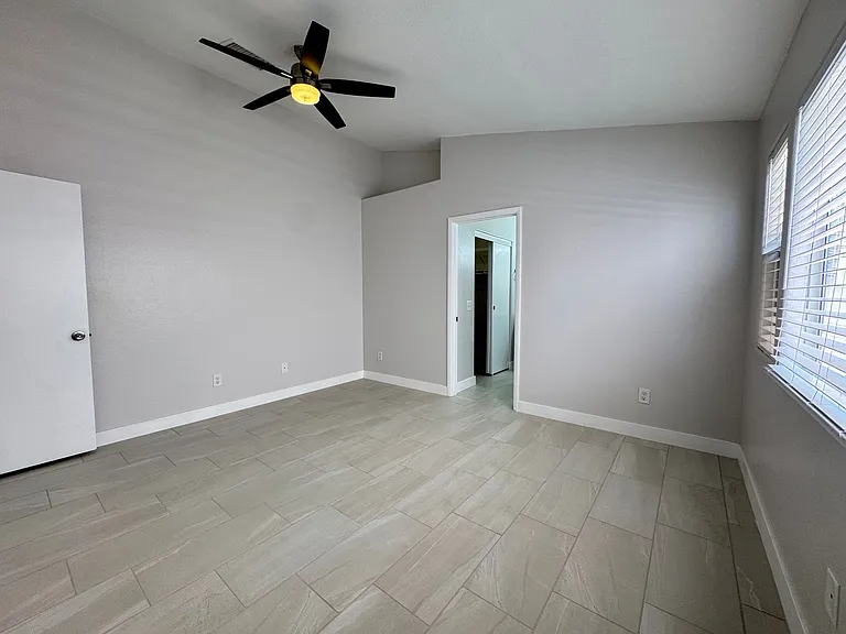 9180 Sparklewood Ct — Photo 13