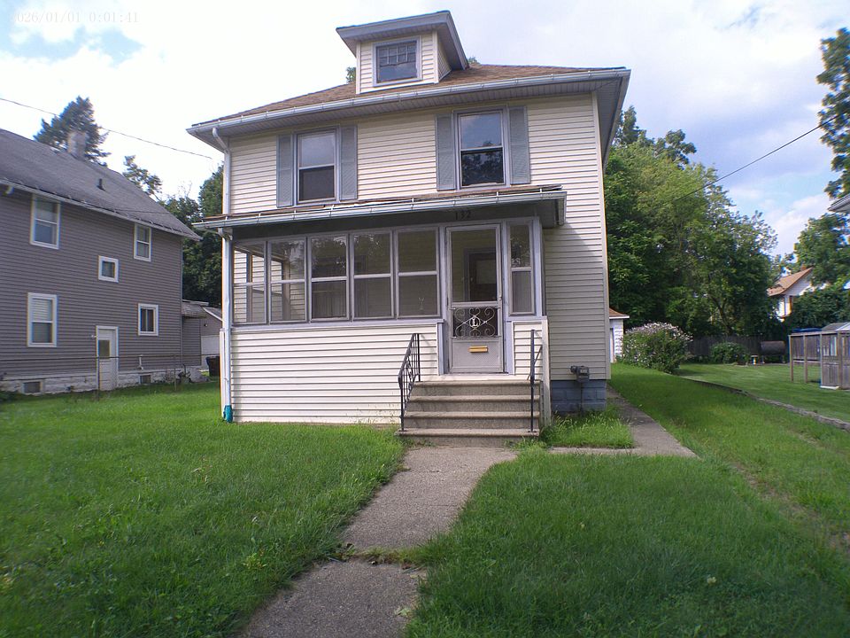 1st image of 132 Wall St