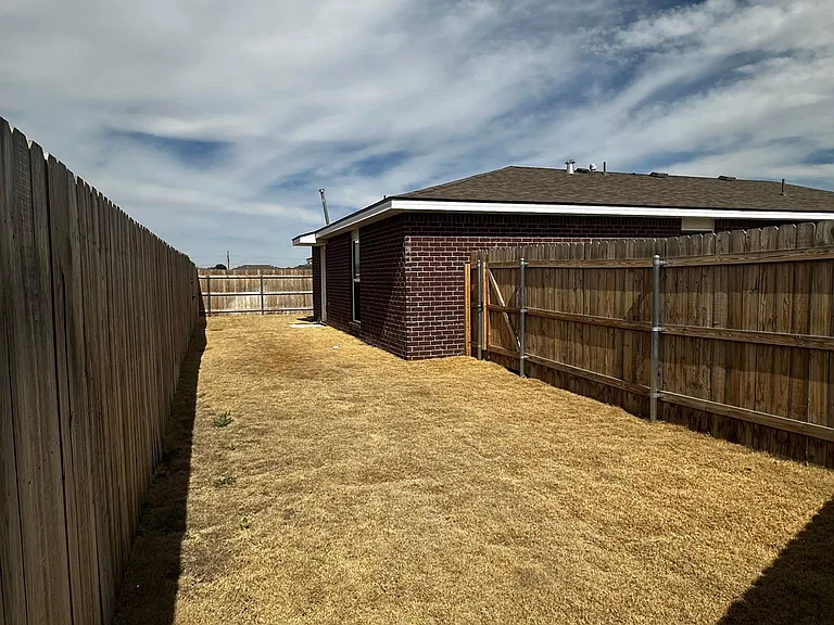 3504 Tiffin Ave — Photo 17