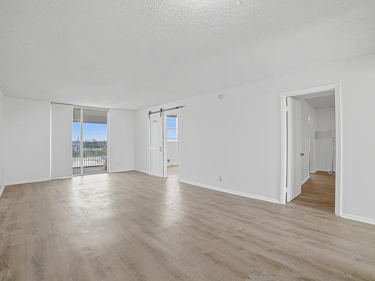 5700 NW 2nd Ave #705 — Photo 10