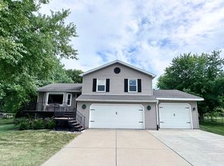 3448 Swansee Rdg, Sun Prairie, WI 53590