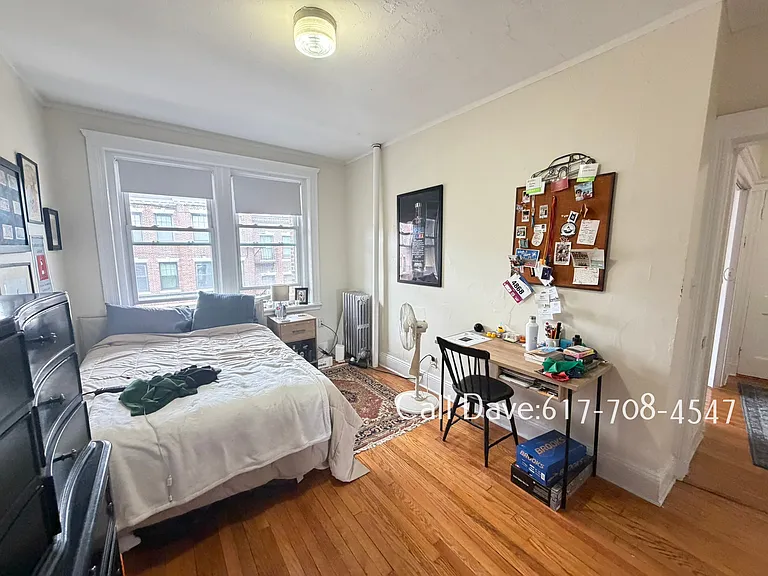 127 Sutherland Rd #D — Photo 9