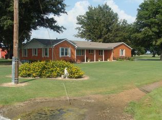 2272 Highway 86 W, Stuttgart, AR 72160