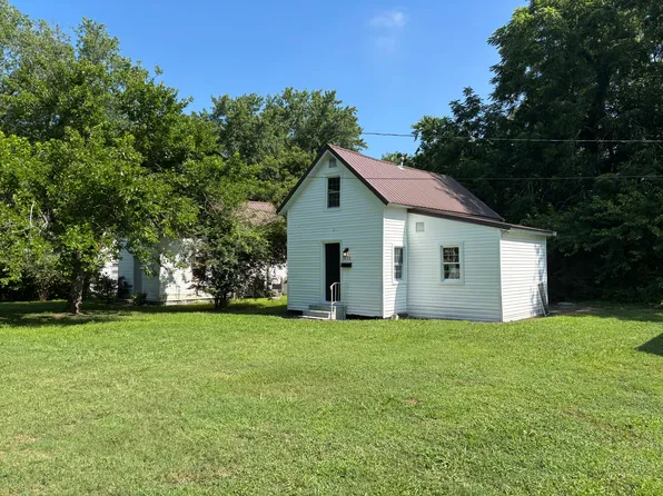 3272 Virginia Ave, Exmore, VA 23350