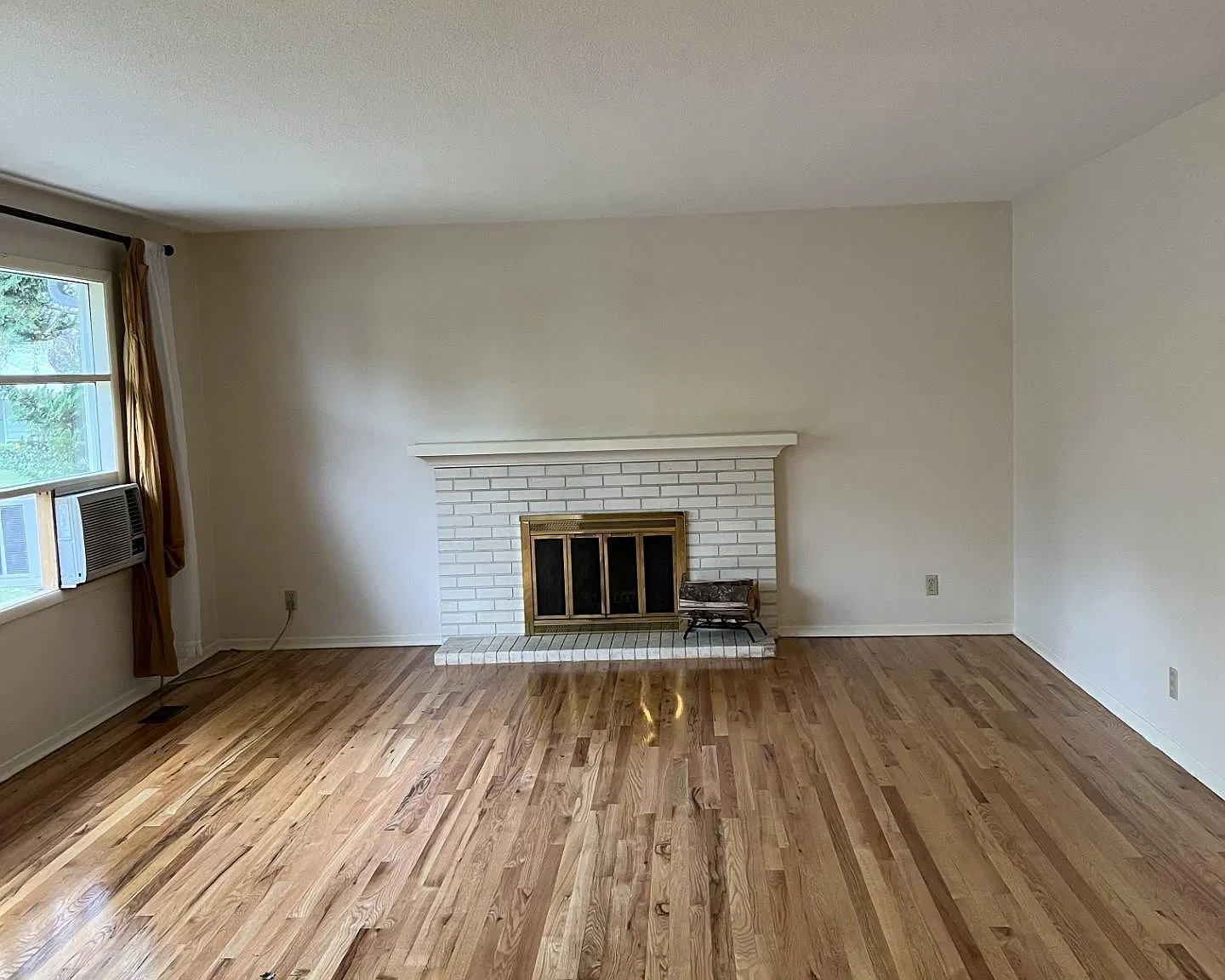 3 bed, 1635 sqft, $2,195 — Photo 4