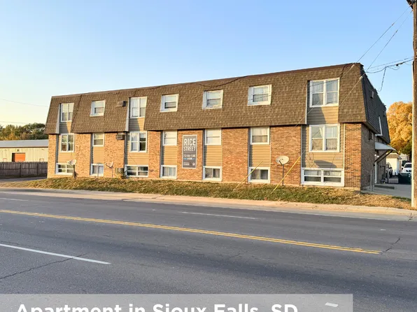 Sioux Falls 18-Unit (Rice Street Apartments)