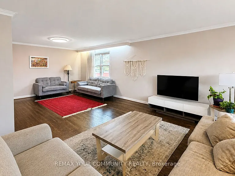 7 Digby Ct #MAIN — Photo 3