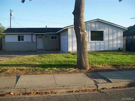 2nd image of 286 Canfield Ave