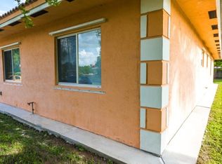 338 NE 176th St, North Miami Beach, FL 33162
