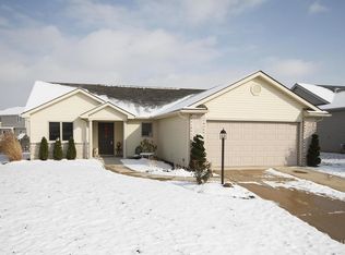 12026 Tapered Bank Run, Fort Wayne, IN 46818