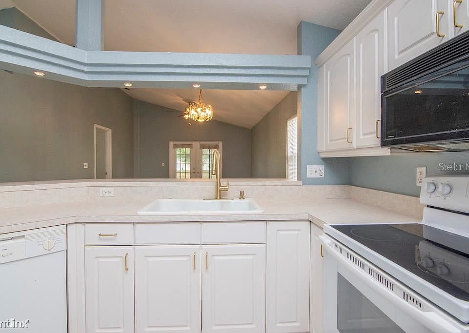 1st image of 3441R Reserve Cir N