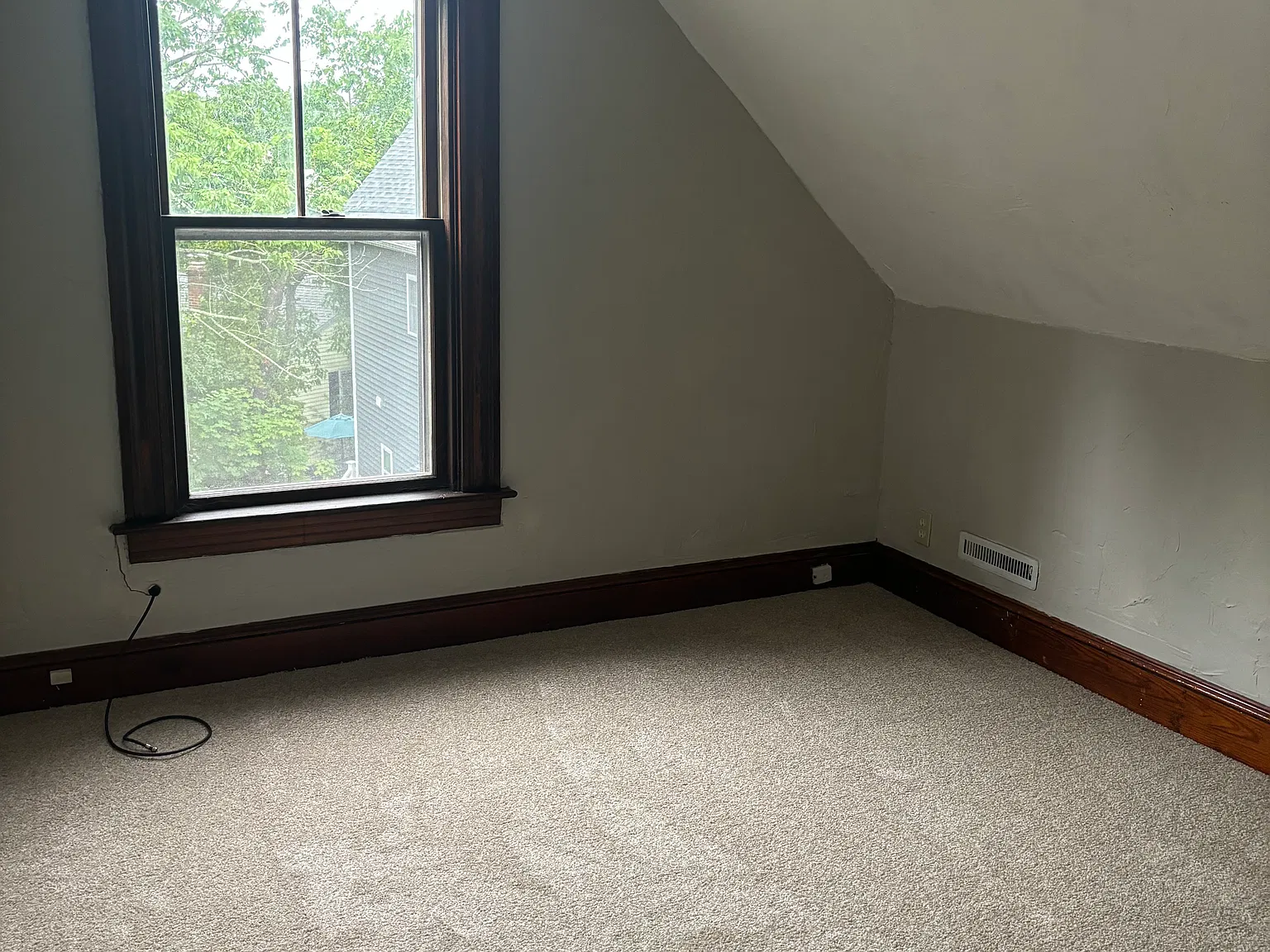 2 bed, 900 sqft, $1,700 — Photo 3
