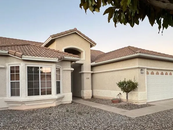 2528 Candlewood Drive, Sierra Vista, AZ 85650
