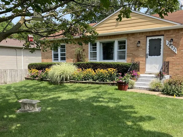 35931 N Hunt Ave, Ingleside, IL 60041