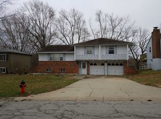 1401 NW 64th Ter, Kansas City, MO 64118